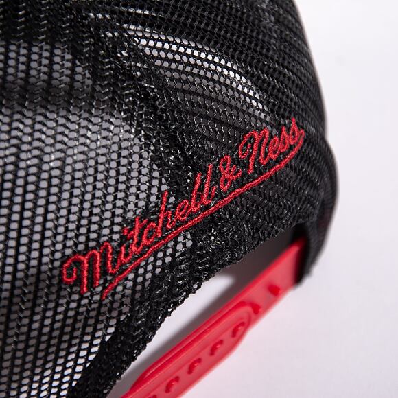 Kšiltovka Mitchell & Ness Nba Truck It Trucker Bulls Black
