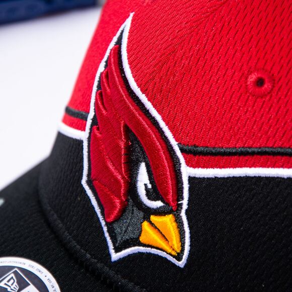 Kšiltovka New Era 9FORTY Stretch-Snap NFL Sideline 23 Arizona Cardinals Team Colors