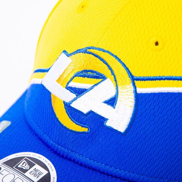 Kšiltovka New Era 9FORTY Stretch-Snap NFL Sideline 23 Los Angeles Rams Team Colors