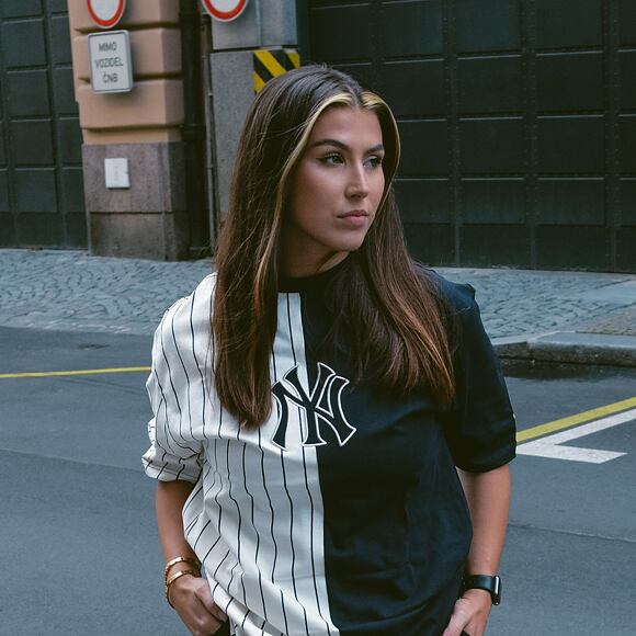 Triko New Era MLB Half striped Oversized Tee New York Yankees Navy / Off White