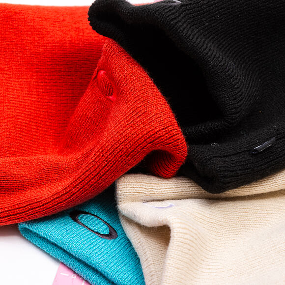 Kulich Oakley - Fine Knit Hat - Flame Red