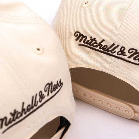 Kšiltovka Mitchell & Ness - NHL Fashion Basic 2T Pro Vntg - Boston Bruins - Cream
