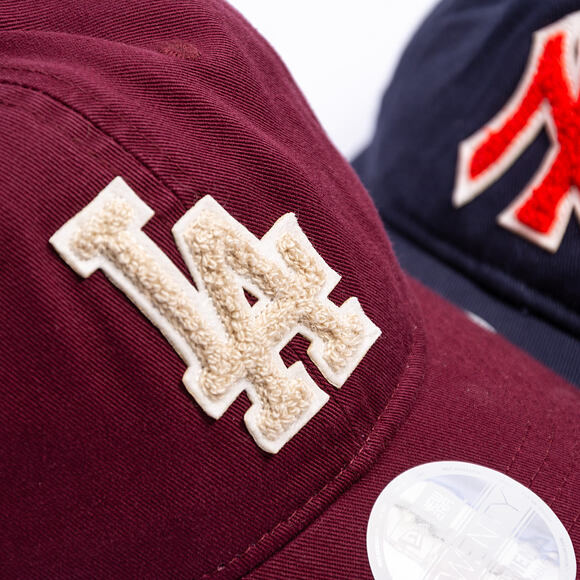 Dámská Kšiltovka New Era - MLB Boucle 9TWENTY - LA Dodgers - Burgundy / Cream