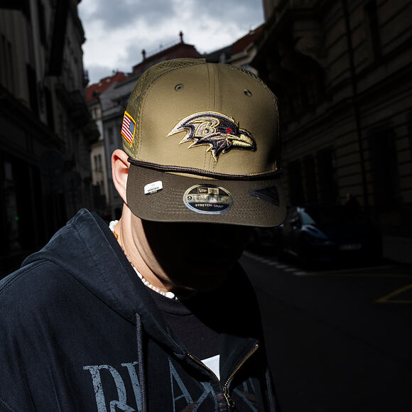 Kšiltovka New Era - NFL25 "Salute to Service" - 9SEVENTY Stretch-Snap - Baltimore Ravens