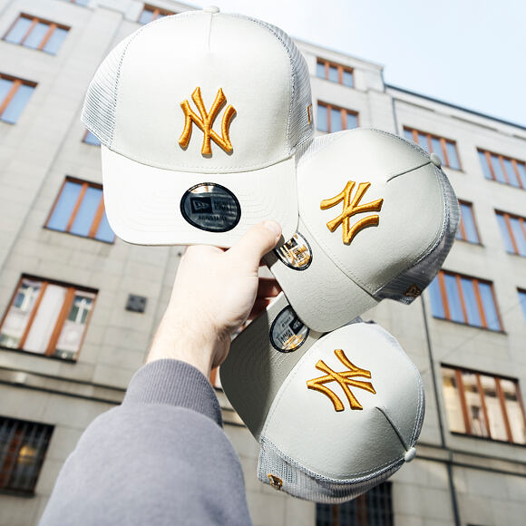 Dětská Kšiltovka New Era - MLB Essential 9FORTY Trucker - NY Yankees - Stone