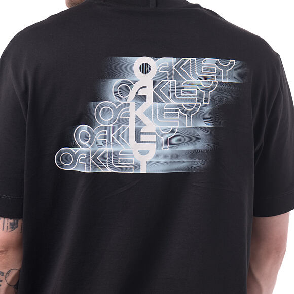 Oakley - Stacked Flow Tee - Pitch Black