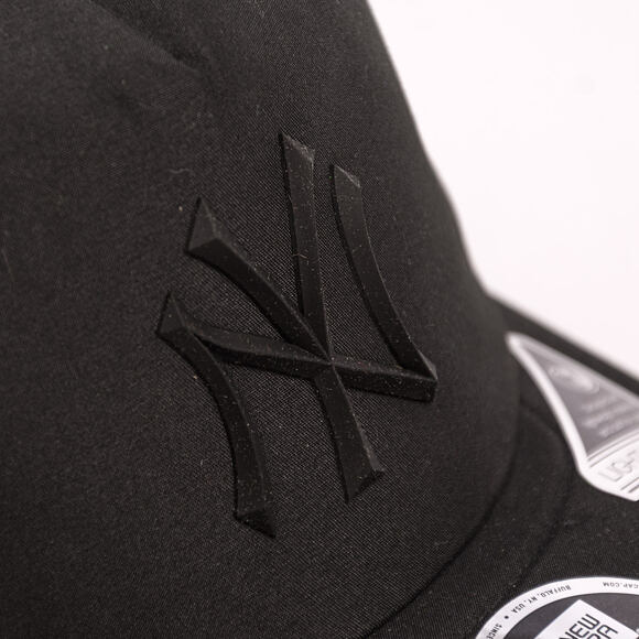 Kšiltovka New Era - MLB Sporty 9FORTY APEX A-Frame - NY Yankees - Black