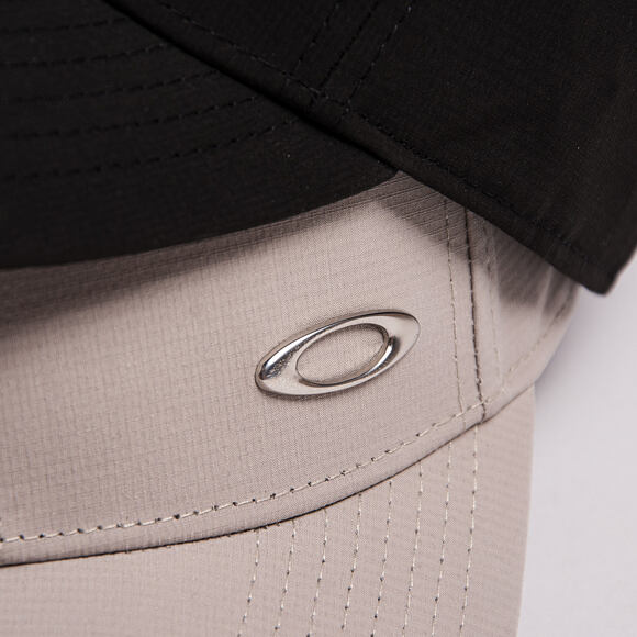 Kšiltovka Oakley - Essential Metal Cap 25.0 - Blackout