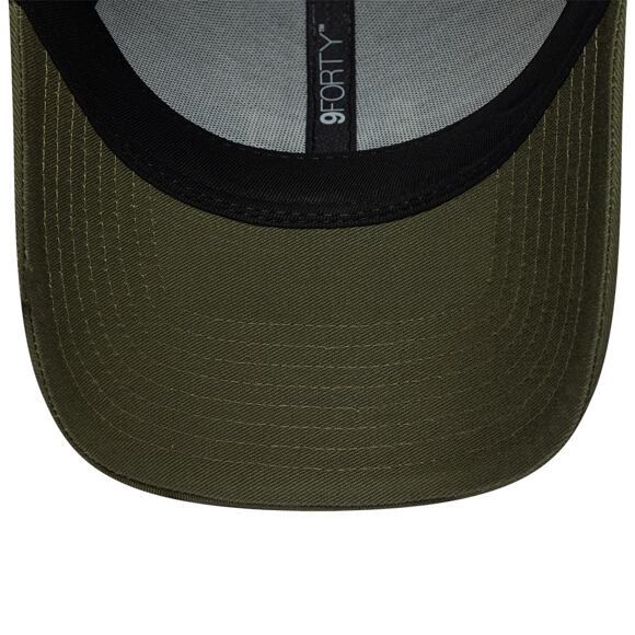 Kšiltovka New Era - Branded Gem Patch Distress 9FORTY - New Olive