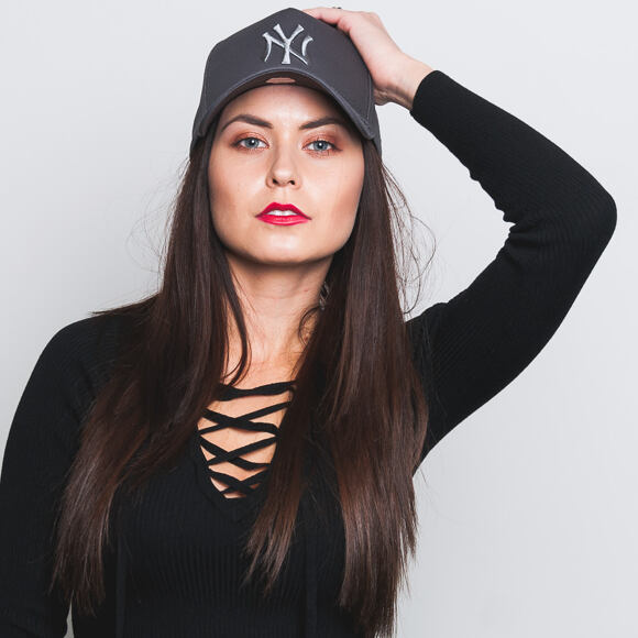 Kšiltovka New Era League Essential A Frame New York Yankees 9FORTY Grey Heather/Black Snapback
