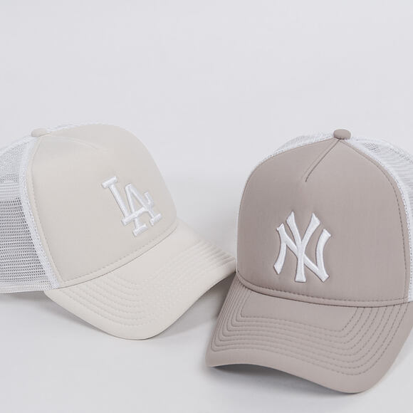 Dámská Kšiltovka New Era Essential A-Frame Trucker New York Yankees 9FORTY Gray/White Snapback