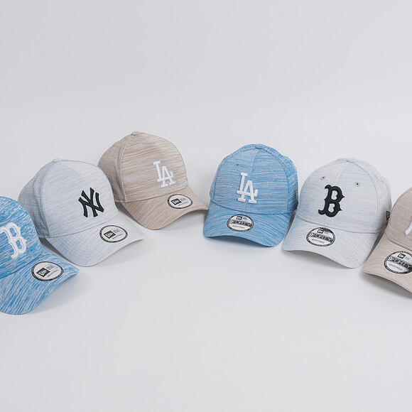 Kšiltovka New Era Engineered Fit Los Angeles Dodgers 9FORTY Strapback Light Royal/Bright Royal / Op