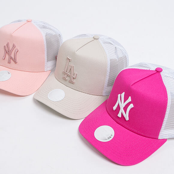 Dámská Kšiltovka New Era 9FORTY A-Frame Trucker New York Yankees Essential Pink Snapback