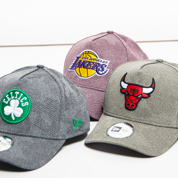 Kšiltovka New Era 9FORTY A-Frame Engineered Plus Los Angeles Lakers Maroon / Team Color Strapback