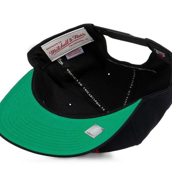 Kšiltovka Mitchell & Ness Chicago Bulls Deadstock Throwback Black