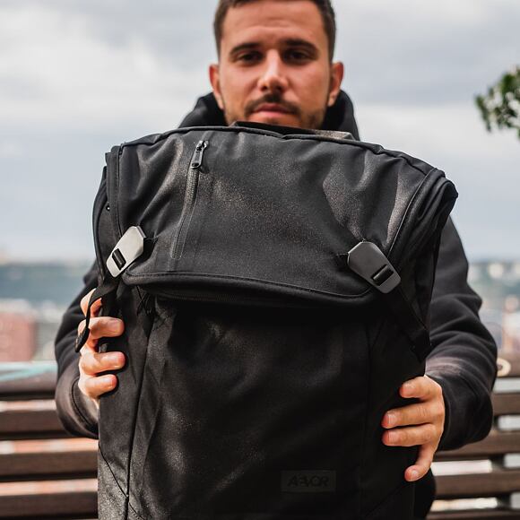 Batoh Aevor Daypack Black Eclipse