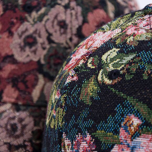 Kšiltovka New Era 9FORTY Woven Floral Strapback Black