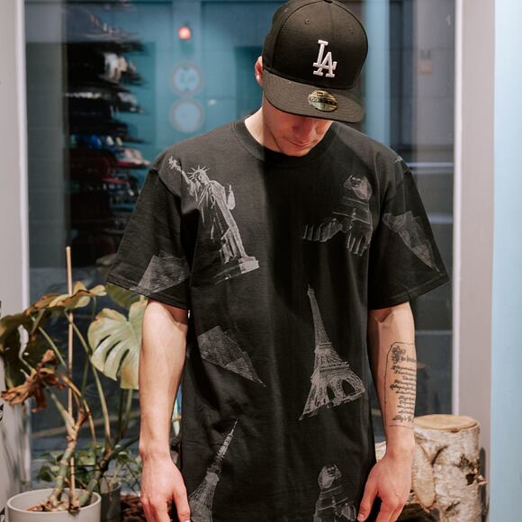 Triko HUF Landmarks T-Shirt Black