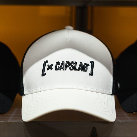 Kšiltovka Capslab Trucker Brand Logo White/Black Reflective 3