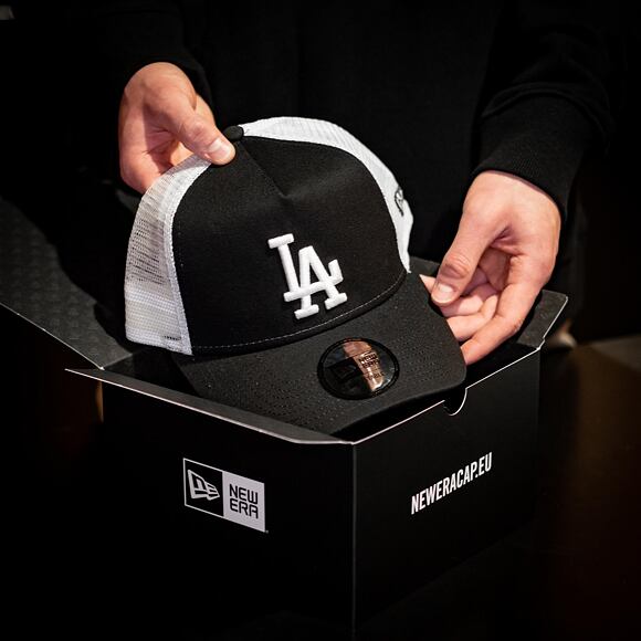 Kšiltovka New Era 9FORTY Clean Trucker Los Angeles Dodgers Snapback Black / Optic White