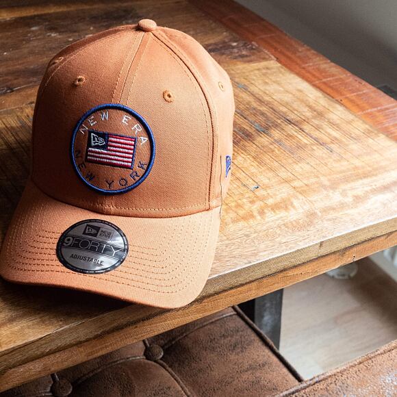 Kšiltovka New Era 9FORTY US Flag Pack Strapback Toffee