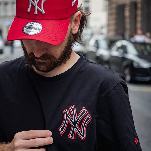 Triko New Era MLB Chain Stitch Tee New York Yankees Black