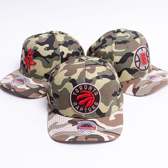 Kšiltovka Mitchell & Ness Toronto Raptors Woodland Desert Stretch Snapback Camo Woodland