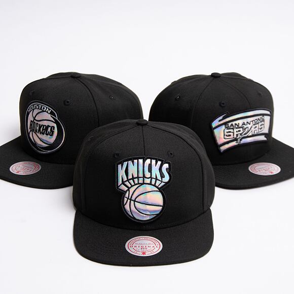 Kšiltovka Mitchell & Ness New York Knicks Iridescent XL Logo Snapback HWC