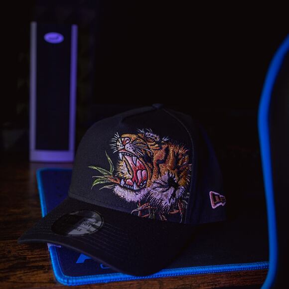 Kšiltovka New Era 9FORTY A-Frame Tiger Tattoo Pack Black / Tan