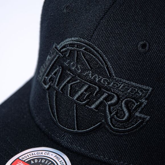 Kšiltovka Mitchell & Ness Blk/Blk Logo Classic Red Los Angeles Lakers Black