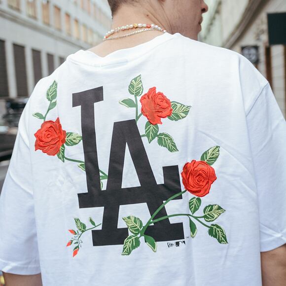 Triko New Era MLB Flowers Graphic Oversized Tee Los Angeles Dodgers Optic White / Black