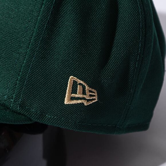 Kšiltovka New Era 9FIFTY NBA Repreve Los Angeles Lakers Dark Green / Oat Milk
