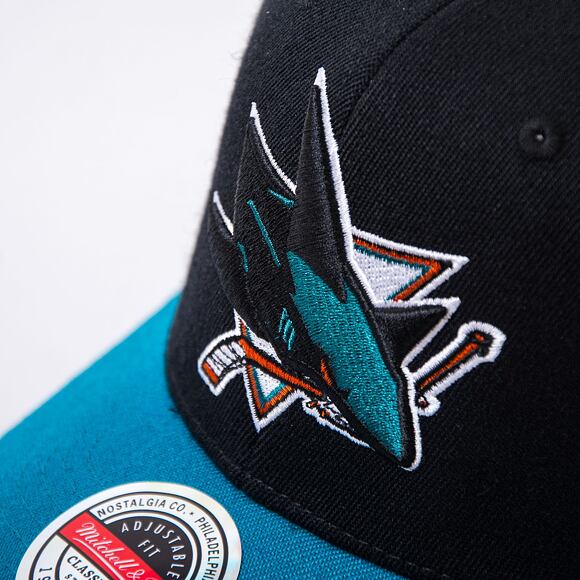 Kšiltovka Mitchell & Ness NHL Team 2 Tone Cr Sharks Black