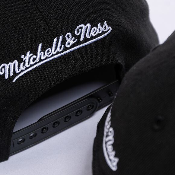 Kšiltovka Mitchell & Ness NHL Top Spot Snapback Detroit Red Wings Black
