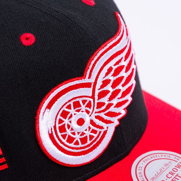 Kšiltovka Mitchell & Ness Overbite Pro Snapback Vntg Detroit Red Wings Black