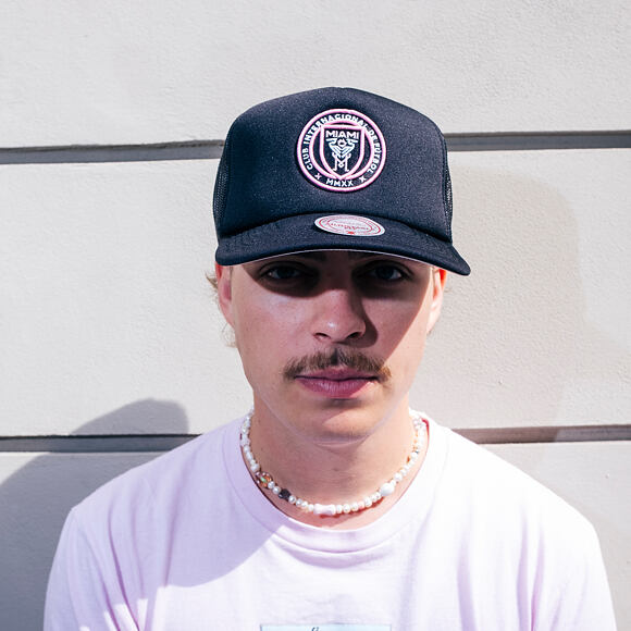 Kšiltovka Mitchell & Ness - Hidden Trucker - Inter Miami Cf - Black