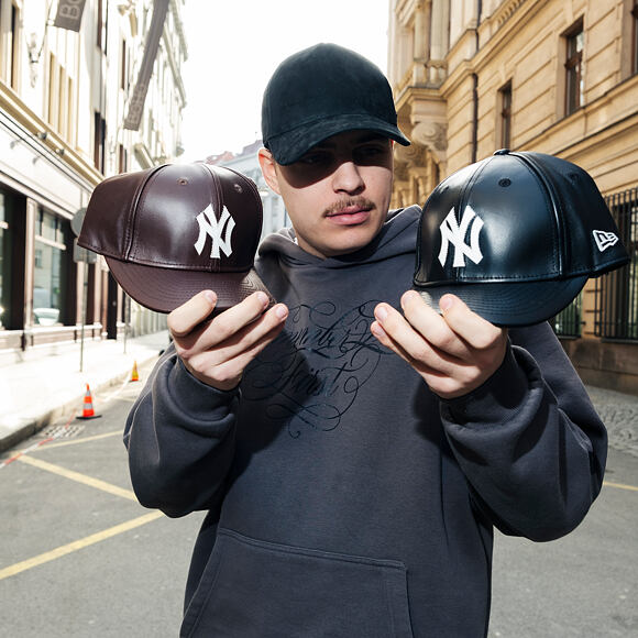 Kšiltovka New Era - MLB IMAGE DROP - Leather 9FORTY M-CROWN - NY Yankees - Black