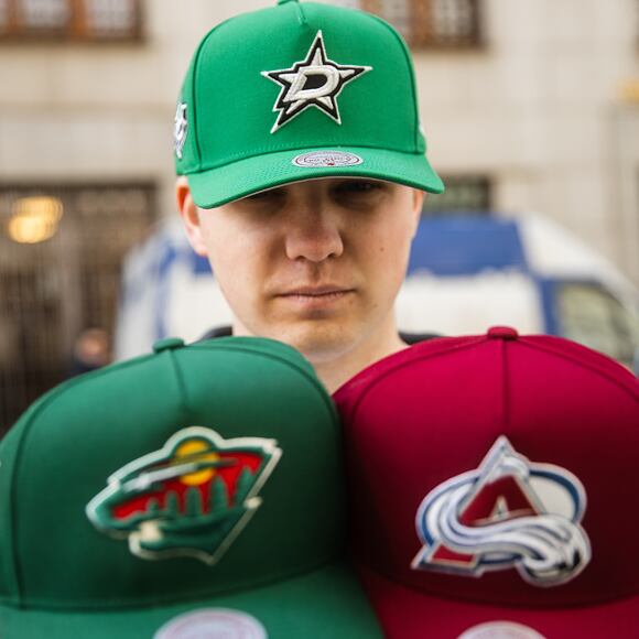 Kšiltovka Mitchell & Ness - Colorado Avalanche - Evergreen Trucker - Maroon