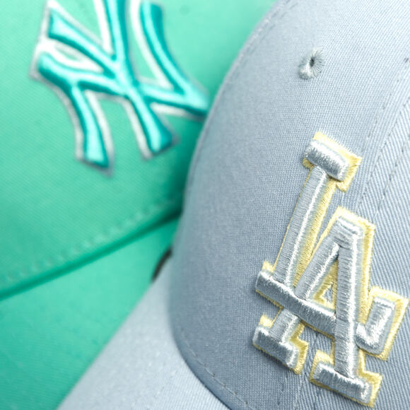 Kšiltovka New Era - MLB League Essential 9FORTY - LA Dodgers - Sky Blue / Yellow