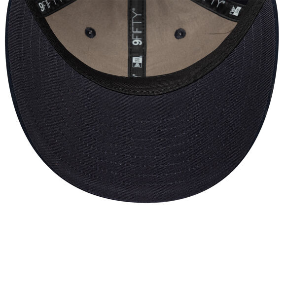 Kšiltovka New Era - Branded Suede Pre-Curved 9FIFTY - Navy