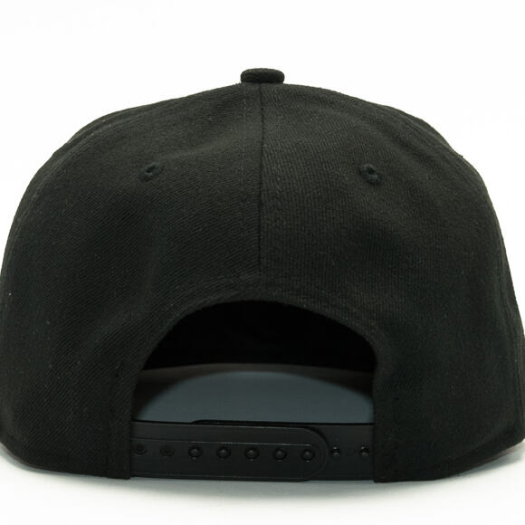 Kšiltovka New Era League Basic Cleveland Indians Black/White Snapback