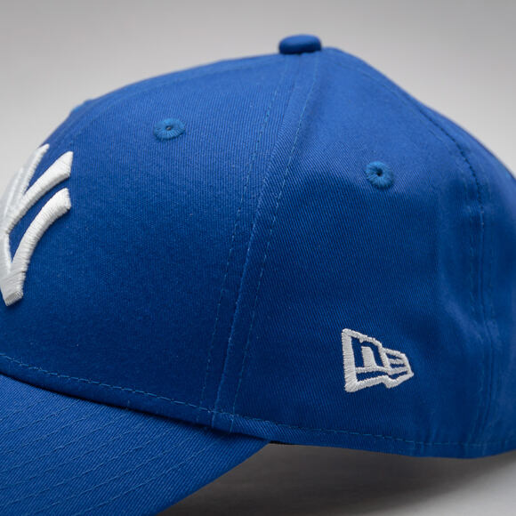 Kšiltovka New Era - MLB Essential 9FORTY - NY Yankees - Royal Blue / White