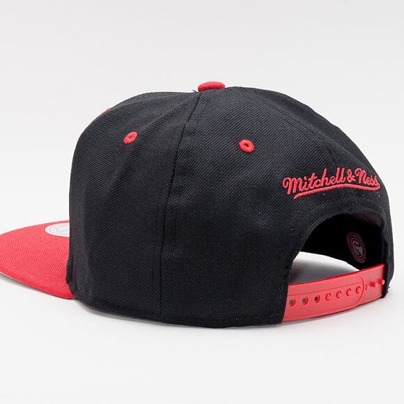 Kšiltovka Mitchell & Ness Team Arch Snapback Atlanta Hawks