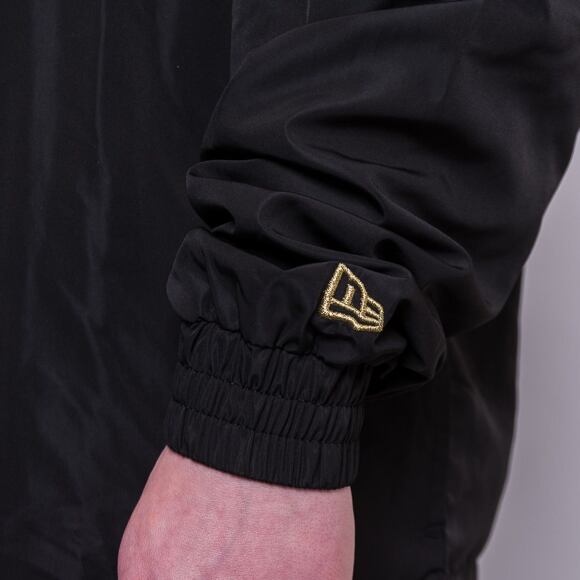 Bunda New Era MLB Metallic Windbreaker New York Yankees Black/Gold