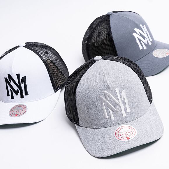 Kšiltovka Mitchell & Ness Essential Trucker Snapback Branded Grey Heather