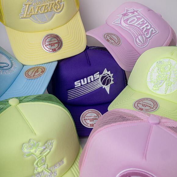 Kšiltovka Mitchell & Ness Los Angeles Lakers Pastel Trucker Snapback Yellow