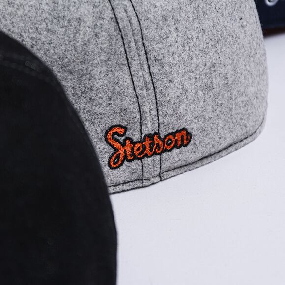 Bekovka Stetson Texas Retro Script