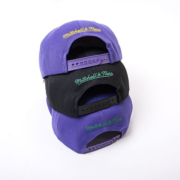 Kšiltovka Mitchell & Ness NBA Paint By Number Snapback HWC Bucks Purple