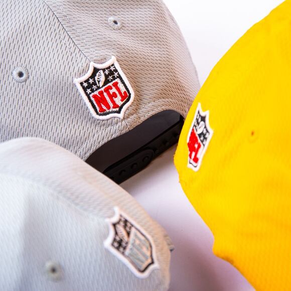 Kšiltovka New Era 9FORTY Stretch-Snap NFL Sideline 23 Kansas City Chiefs Team Colors