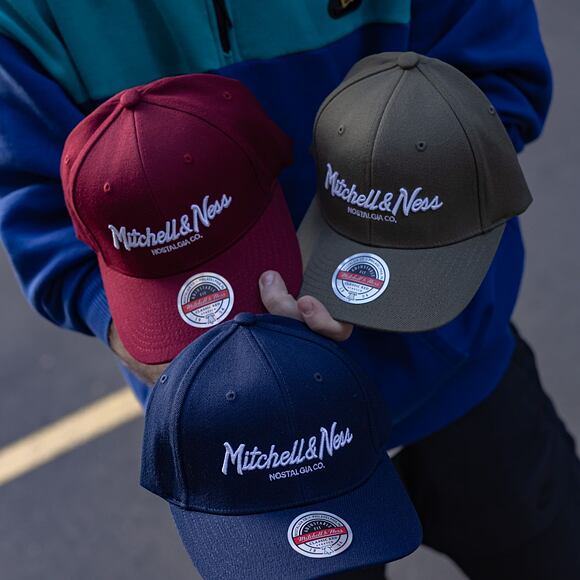 Kšiltovka Mitchell & Ness Branded Pinscript Classic Red BURGUNDY